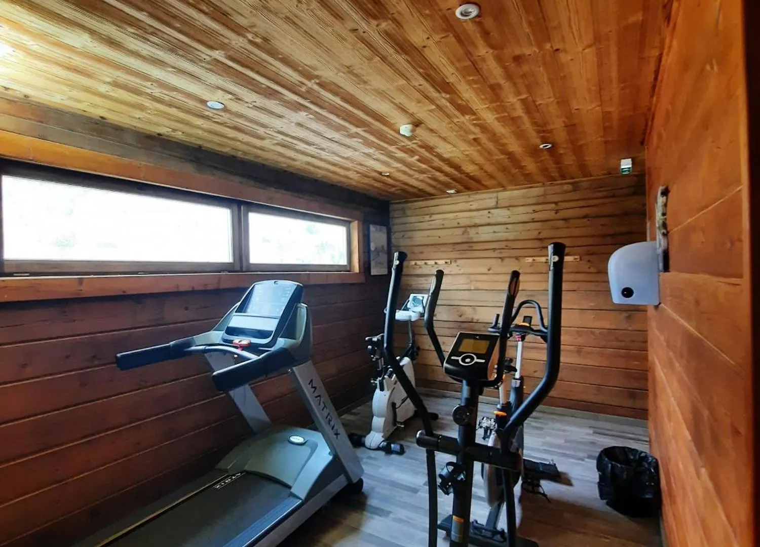 Bois De Champelle - 17 - Magnifique Chalet 8 Pers Morillon France